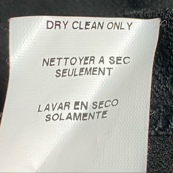 Karen Kane Sparkle Starlight Silver / Black
Cold Shoulder Jumpsuit
Size S - Picture 13 of 15